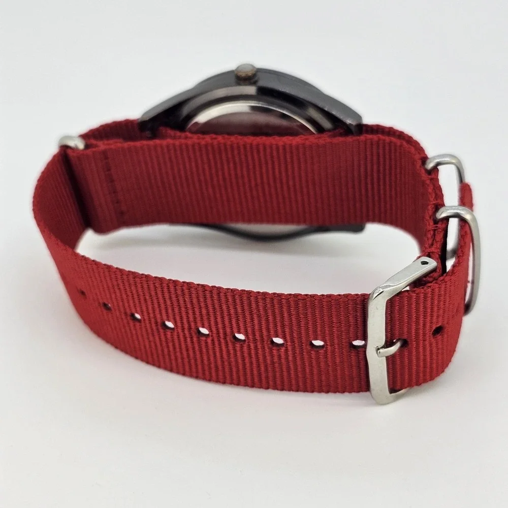 Great Northwest Men's Watch 42MM Black‎ Dial New Red Nylon Band New Battery